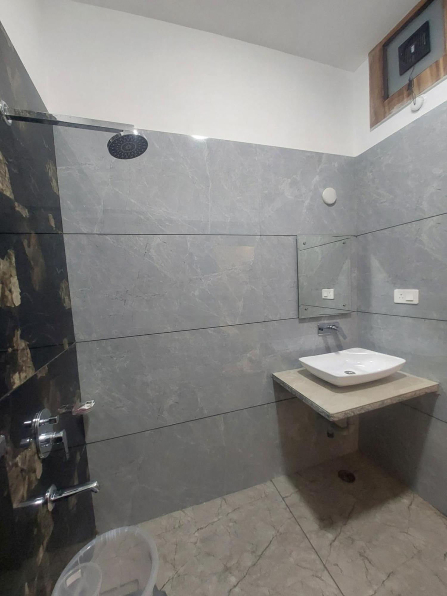 Homestay Taj Point-the Trippizo Traveller House