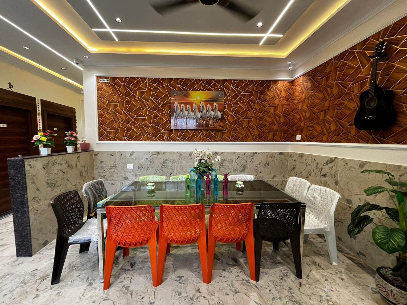 Taj Point-the Trippizo Traveller House